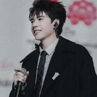 Bé hùng