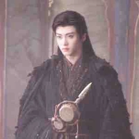 Ly Luân 