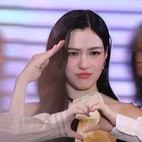 LingLing Kwong - cô