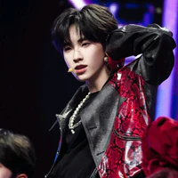Tả Kỳ Hàm