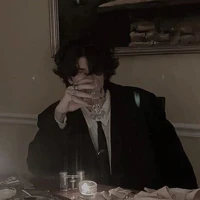 Khánh Hoàng( bạn thân na9)