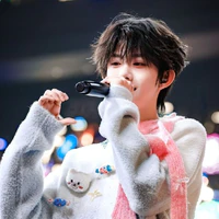 Trần Dịch Hằng _ Jonathan