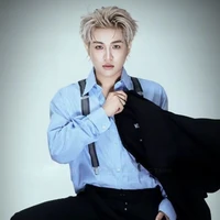 Hoàng Đức Duy : Captain Boy