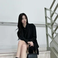 Kang Hyewon (Chị)
