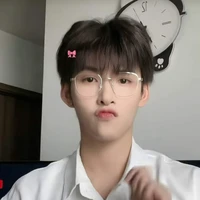 Huỳnh Hoàng Hùng  ( hùng huỳnh  )