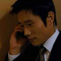 Kim Soo Hyeon (giám thị 2)