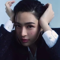 linglingkwong(cô)