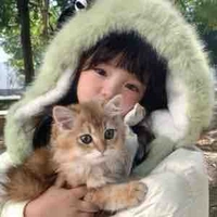 Hạ Ngọc Chi Linh