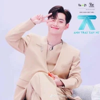 Huỳnh Hoàn Hùng (Hùng Huỳnh)