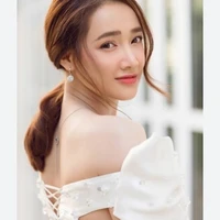 Nhã Phương ( mẹ Huy )