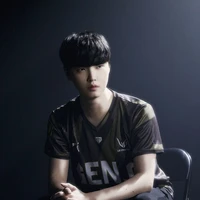 Jeong Jihoon (E)