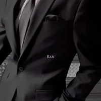 Junk Harawit ( ng thân cận của cô)