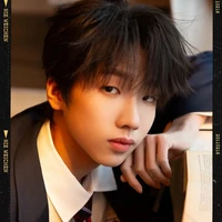 Nhiếp Vĩ Thần_hắn