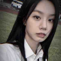 Lee Hyeri 
