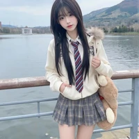 Địch Thùy Linh•Cán sự lớp