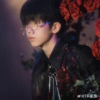 Nhiếp Vĩ Thần