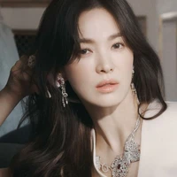 Song Hye-Kyo [ Mẹ Cô ]
