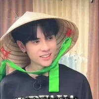 Q.Hùng