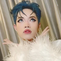 Nhân cách 2 của tác giả