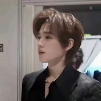 Tống Á Hiên