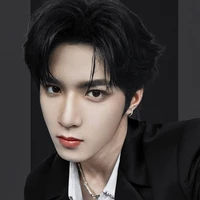 Lưu Diệu Văn.