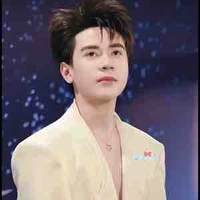 Lê Quang Hùng 