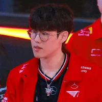 Moon HyeonJun (Oner)