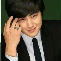 So Yi Jung
