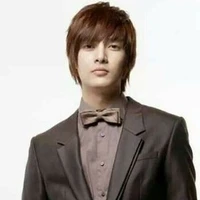 Song Woo Bin