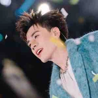 Q.Hùng 
