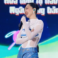 Nguyễn Khoa Tóc Tiên