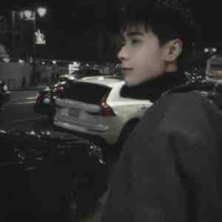 Quang Hùng ( Master D )