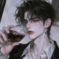 Âu Hoàng -Cha Top9-