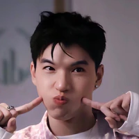 Chủ quán