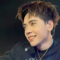 lê quang hùng (phone)