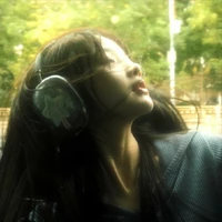 – Song Tử ‹nữ› ⟨Em⟩ –