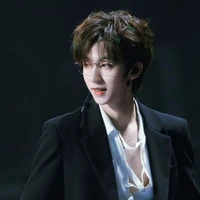 Hạ Tuấn Lâm (Hắn⁵)