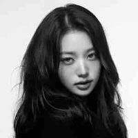 Jang Wonyoung ( cô )