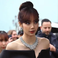 Lalisa Manobanl ( nàng)