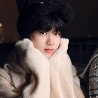 Trương Hàm Thuỵ