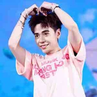 Quang Hùng
