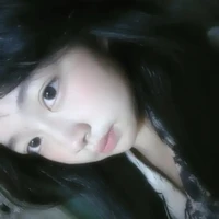 tác giả sinh gái