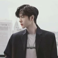 🦁Vương Nhất Bác 🦁