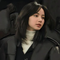 LaLisa Manobal [ Chị]