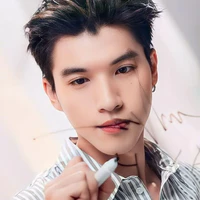 Trần Minh Hiếu •99 - HIEUTHUHAI