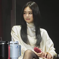 Kim Jennie ‘‘nàng’’