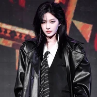 Vương Dịch_W