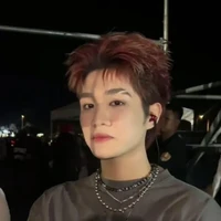 Hoàng Đức Duy( captain boy)
