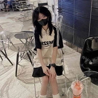 Ánh Liên cô chủ quán nhỏ