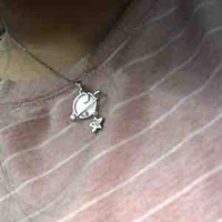 Ngồi trong toilét gào thét tên anh